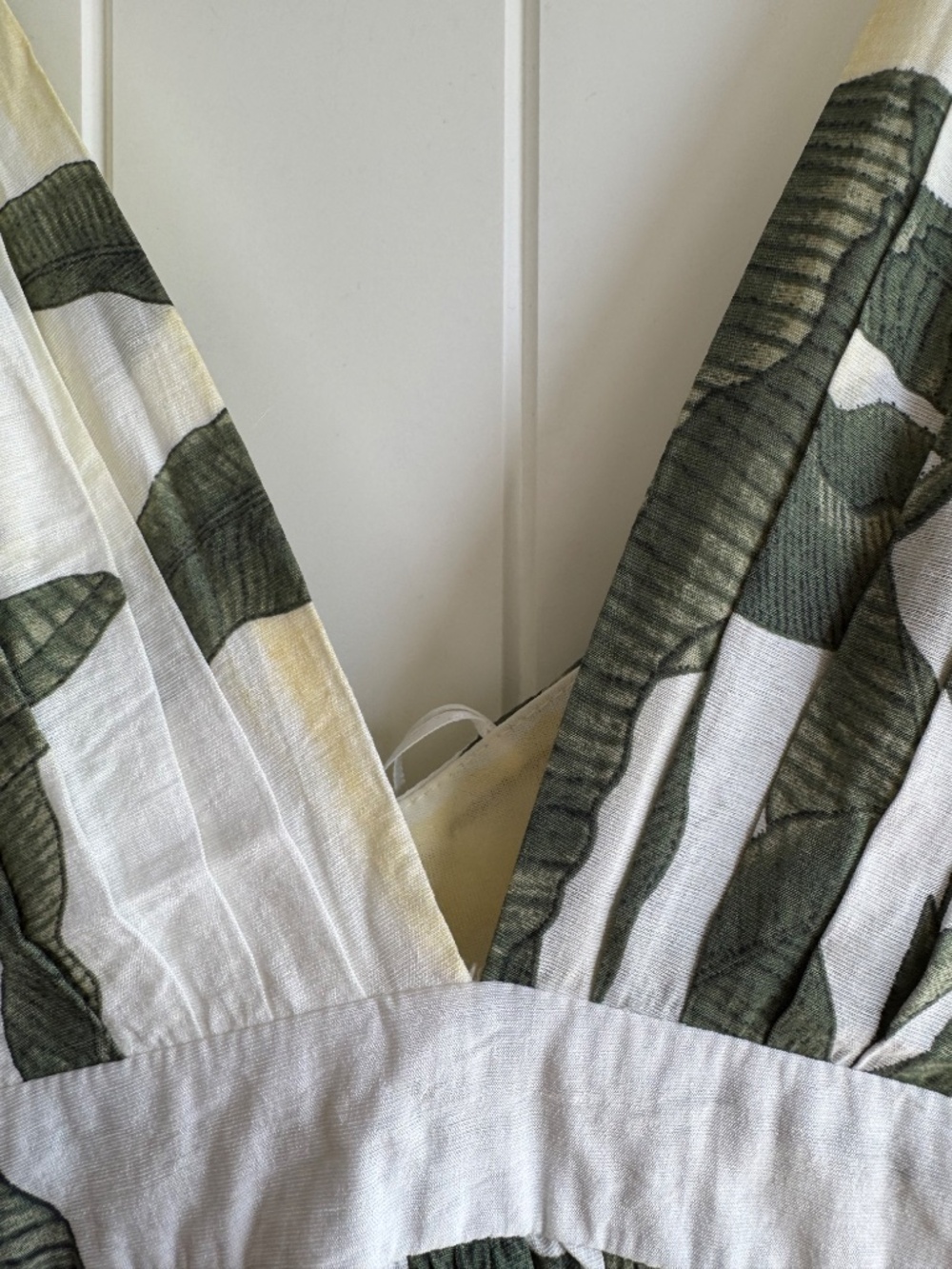 Miramar Maxi Dress Green Print L Tropical Vacation Leaves Floral PLEASE READ - Picture 8 of 16